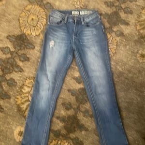 Cropped jeans.  Size 5 juniors.  Brand=Indigo Rein.